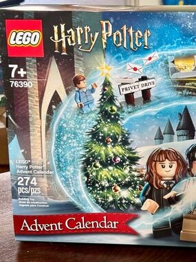 LEGO HARRY POTTER "Advent Calendar 2021" UNOPENED* with small dent in the box